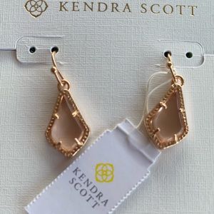 Kendra Scott rose gold earrings